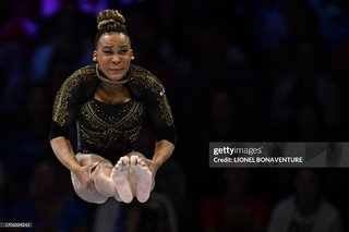 Rebeca Andrade feet photo 14