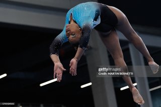 Rebeca Andrade feet photo 12
