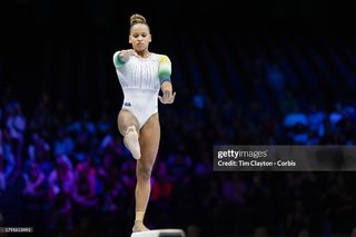 Rebeca Andrade feet photo 5
