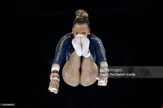 Rebeca Andrade feet photo 4
