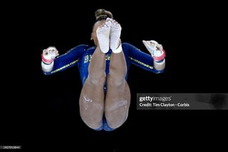 Rebeca Andrade feet photo 3