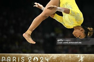 Rebeca Andrade feet photo 7