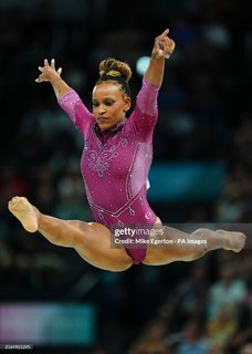 Rebeca Andrade feet photo 6