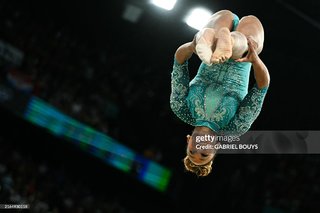 Rebeca Andrade feet photo 2