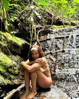 Rebeca Andrade feet photo 19
