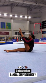 Rebeca Andrade feet photo 11