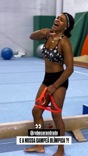 Rebeca Andrade feet photo 6