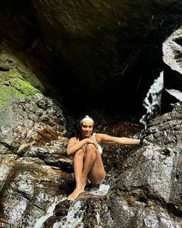 Rebeca Andrade feet photo 1