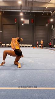 Rebeca Andrade feet photo 10