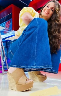 Rebeca Escribens feet photo 3