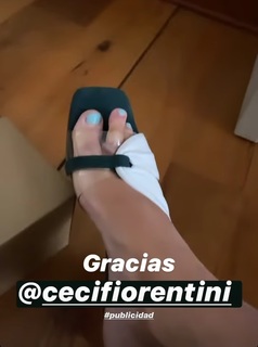 Rebeca Escribens feet photo 1