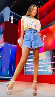 Rebeca Escribens feet photo 6