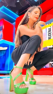 Rebeca Escribens feet photo 3
