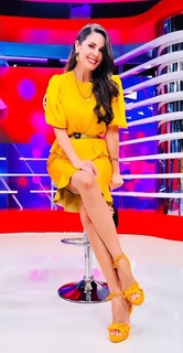 Rebeca Escribens feet photo 1