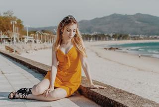 Rebeca Stones feet photo 3