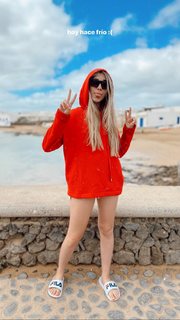 Rebeca Stones feet photo 11