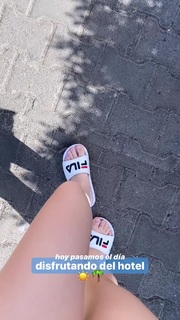 Rebeca Stones feet photo 6