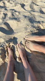 Rebeca Stones feet photo 1