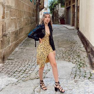 Rebeca Stones feet photo 2
