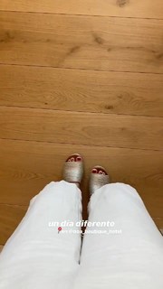 Rebeca Stones feet photo 7