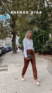Rebeca Stones feet photo 12