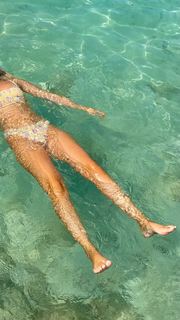 Rebeca Stones feet photo 6