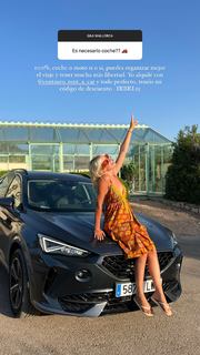 Rebeca Stones feet photo 8