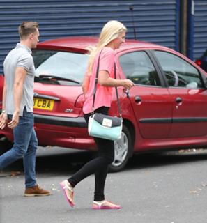 Rebecca Adlington feet photo 14