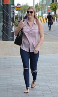 Rebecca Adlington feet photo 13