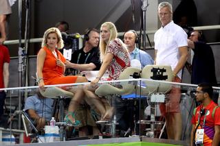 Rebecca Adlington feet photo 9