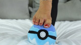 Rebecca Berardi feet photo thumbnail