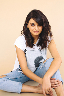 Rebecca Black feet photo thumbnail