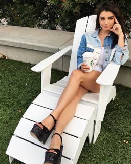 Rebecca Black feet photo thumbnail