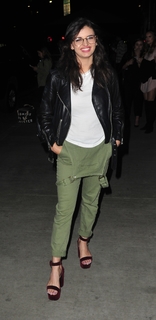 Rebecca Black feet photo thumbnail