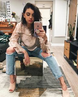 Rebecca Black feet photo thumbnail