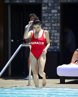 Rebecca Black feet photo thumbnail