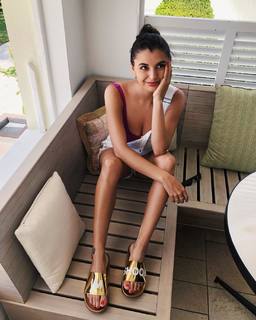 Rebecca Black feet photo thumbnail