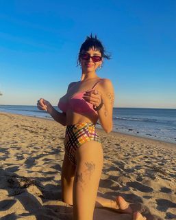 Rebecca Black feet photo thumbnail