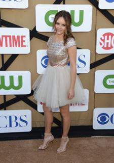 Rebecca Breeds feet photo 4