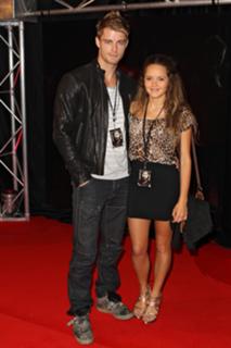 Rebecca Breeds feet photo 10