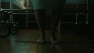 Rebecca Breeds feet photo 3
