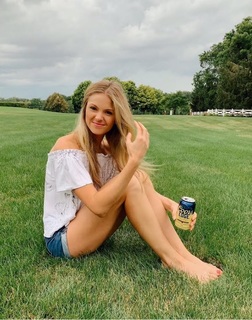 Rebecca Dalton feet photo 3