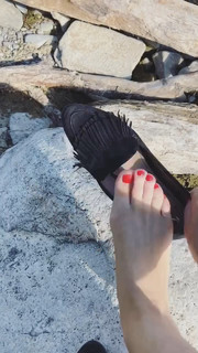 Rebecca Felgate feet photo 15