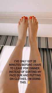 Rebecca Felgate feet photo 6