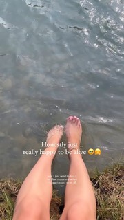 Rebecca Felgate feet photo 14