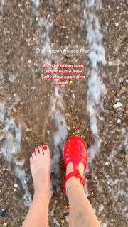 Rebecca Felgate feet photo 2