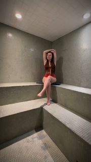 Rebecca Felgate feet photo 10