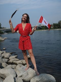 Rebecca Felgate feet photo 4