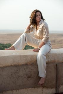 Rebecca Ferguson feet photo thumbnail