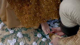 Rebecca Ferguson feet photo thumbnail